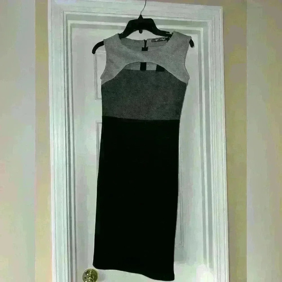 NWT Boutique Love at First Sight Women's Black Sheath Dress Size Small - Picture 2 of 5